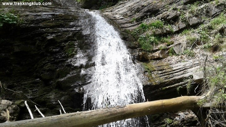 Cascada din Vale - Izvorul Dorului - Muntii Bucegi