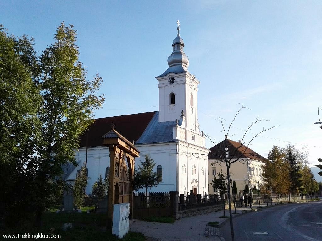 Privit dinspre nord Biserica catolica - Toplita-Ciuc