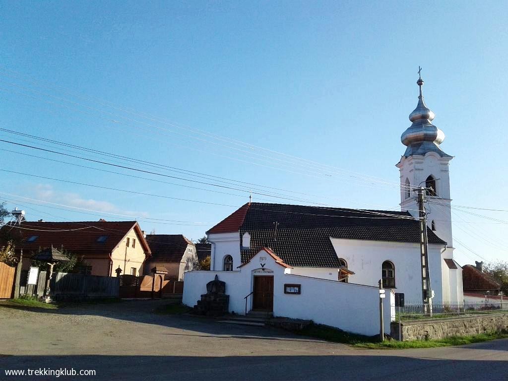 Piata bisericii Biserica catolica Sfantul Stefan - Nadejdea