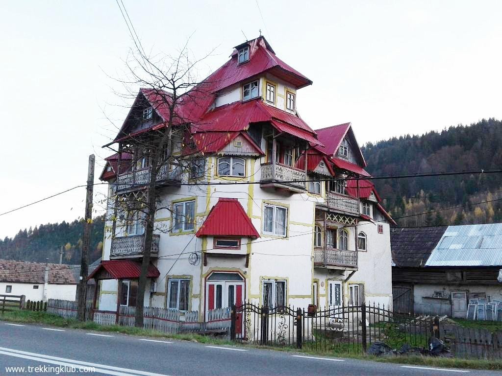 Casa sau castel? Castelul omului simplu - Corbu