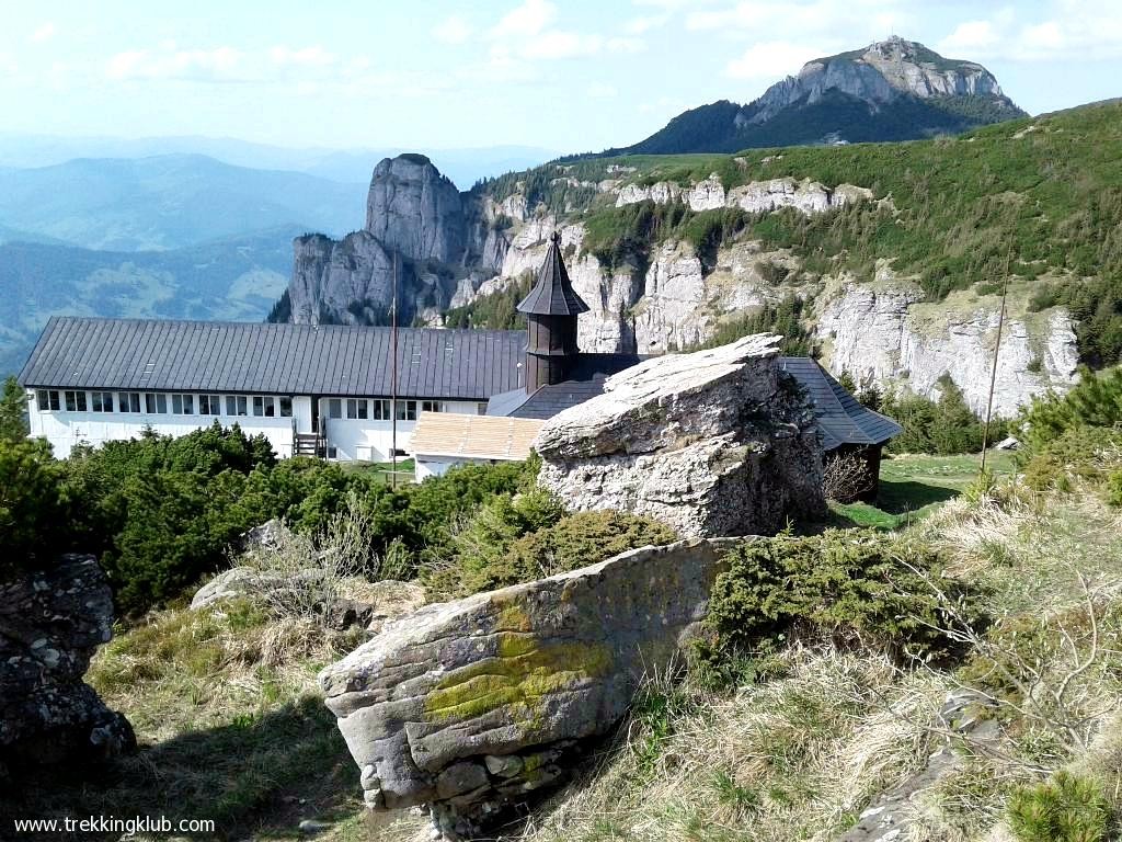Schitul Schimbarea la Fata Manastirea Ceahlau