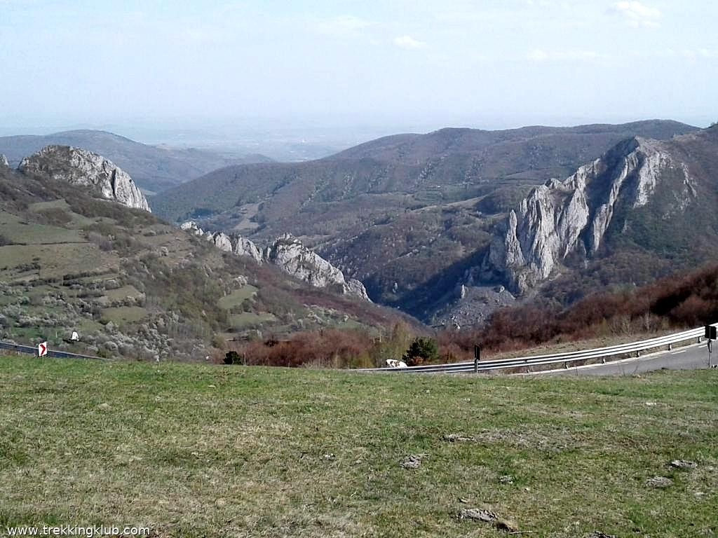 Cheile Manastirii - Valea Manastirii