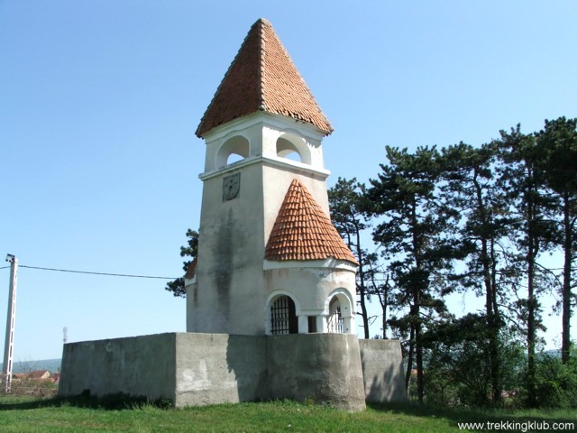 Monumentul studentilor eroi sasi - Feldioara