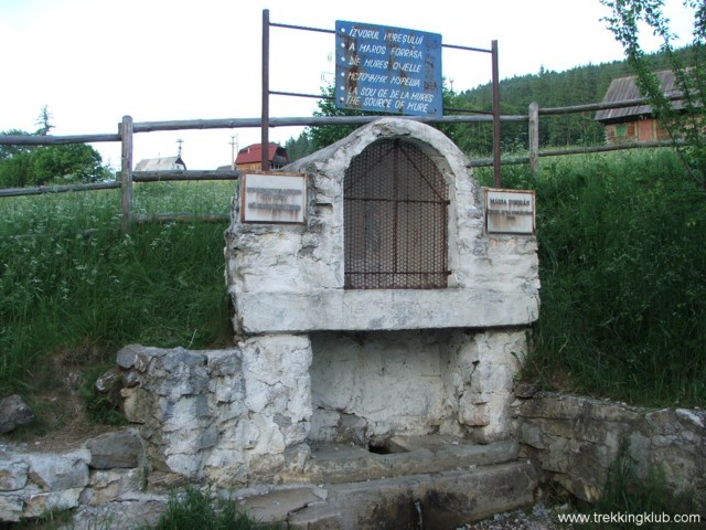 Izvor turistic Izvorul Maria - Izvoru Muresului