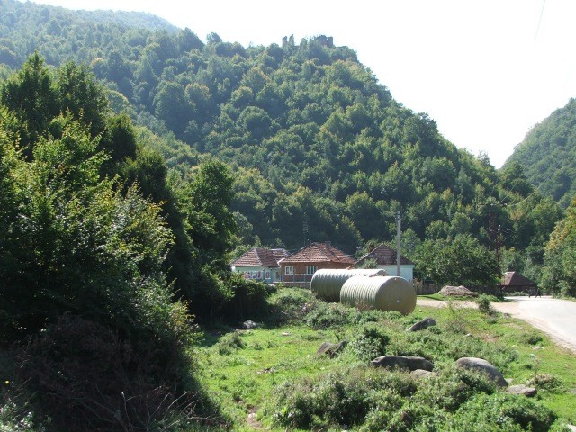 Cetatea Colt Aici trebuie sa o iei spre stanga<br /> Cetatea Colt