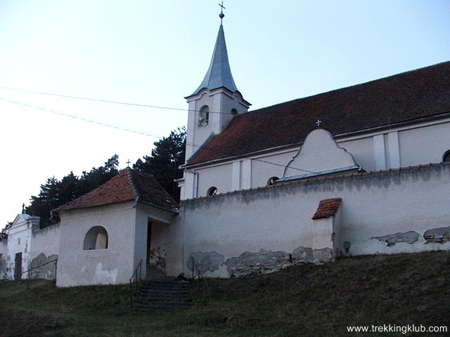 Biserica catolica - Petriceni - Sanzieni