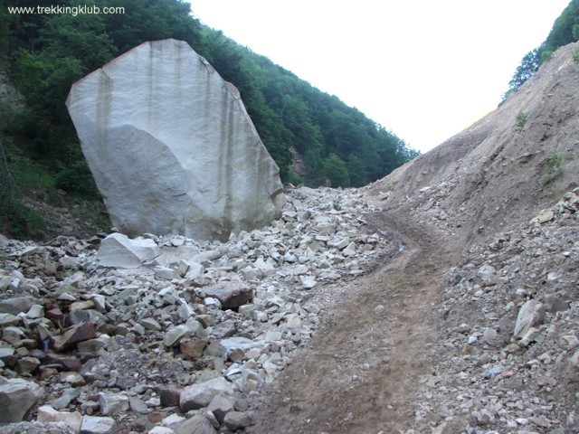 Cascadele de la cariera Velnita