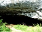 Podul lui Dumnezeu Intrarea pesterii pod natural podul dumnezeu ponoarele pestera