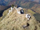 Iesirea din Poiana Inchisa la ora 14 - Muntii Piatra Craiului Creasta dintre poiana si grohotis Poiana Inchisa iesirea ora 14 Muntii Piatra Craiului