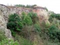Bastionul colorat Harsova dealul Baroi locuinta rupestra
