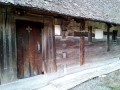 Cruci incastrate in perete Ciumarna biserica lemn