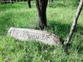 Biserica unitariana - Oraseni Piatra funerara culcata Oraseni biserica unitariana