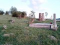 Mormante pe varful dealului Mormante pe varful dealului