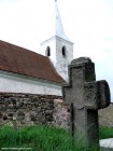 Cruce veche de piatra