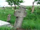 Cimitirul de langa biserica