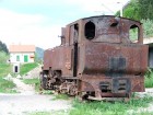 Locomotiva veche din spate