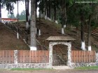 Intrarea in complexul comemorativ Monument Emil Rebreanu Palanca