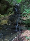 Cascadele de la cariera Velnita Cascada cu etaj cascada cariera Velnita