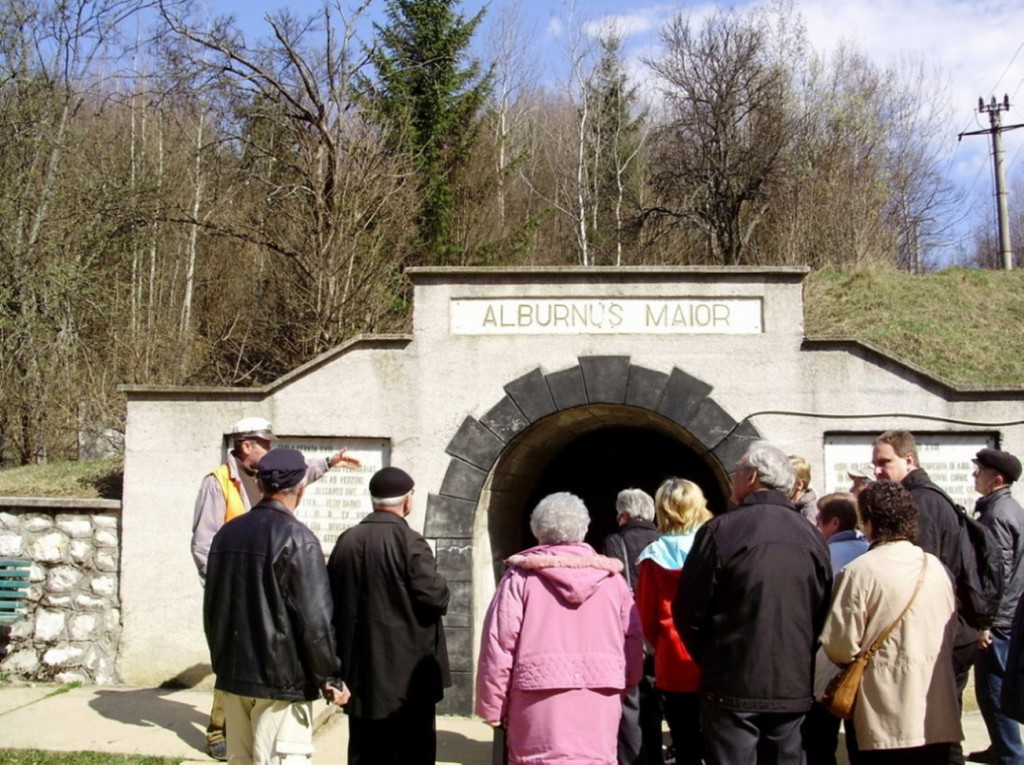 Sub Piatra Corbului - Rosia Montana