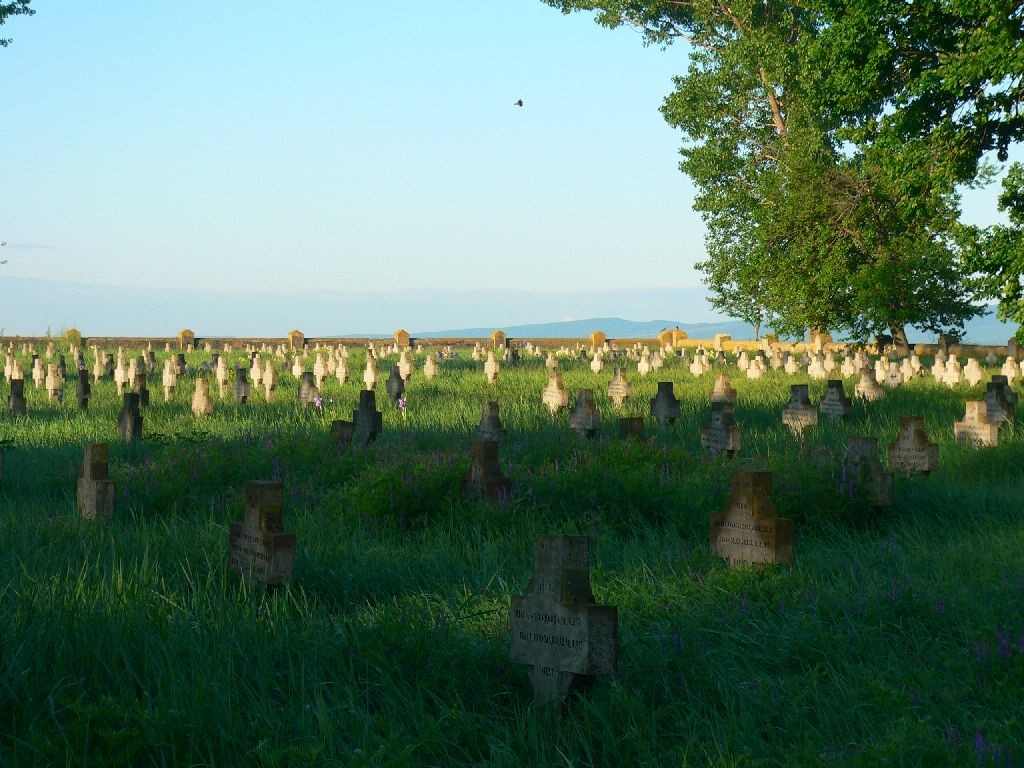 Cimitirul german - Tisita Cimitirul german de la Tisita