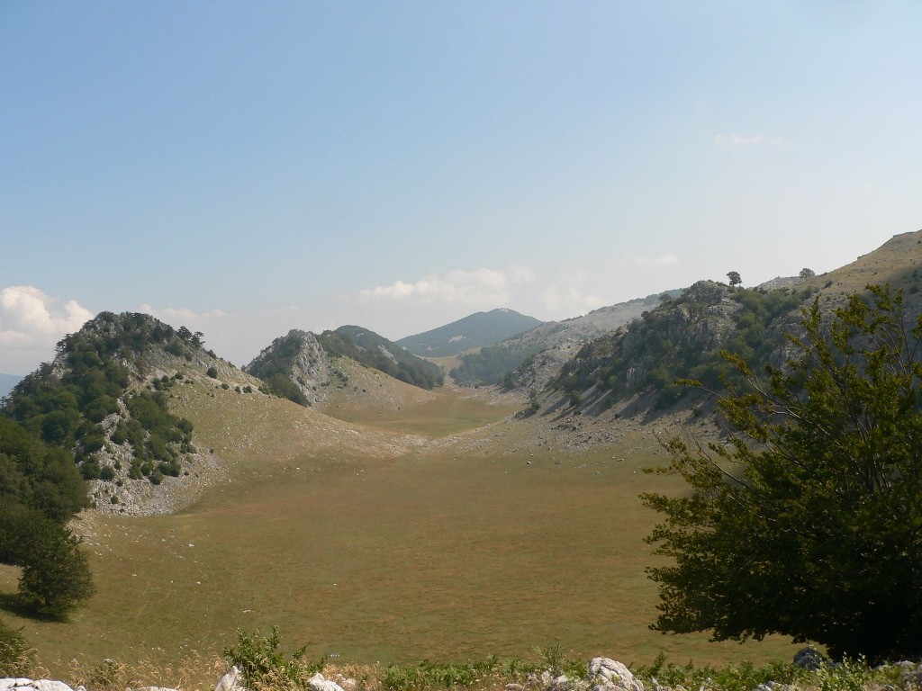 Crovurile Medved si al Porcului - Muntii Mehedinti