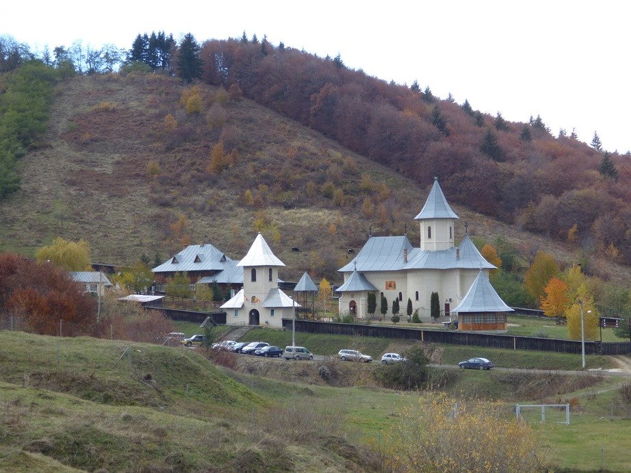 Manastirea Pestera - Garcina