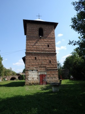 Biserica fostei Manastiri Bradu