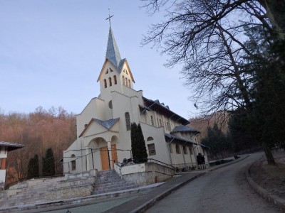 Manastirea Carmelitana din Luncani