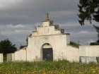 Intrarea veche in cimitir