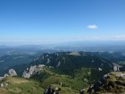 Privire de pe varf spre Valea Buzaului Privire de pe varf spre Valea Buzaului