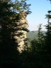 Godzila vazuta de pe cararea turistica de sub Vf. Pietrele Rosii Godzila vazuta de pe cararea turistica de sub Vf. Pietrele Rosii