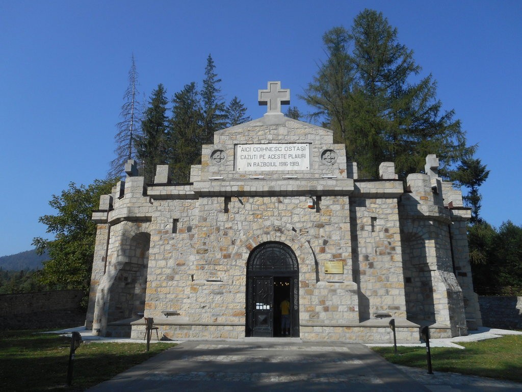Mausoleul si Muzeul - Soveja
